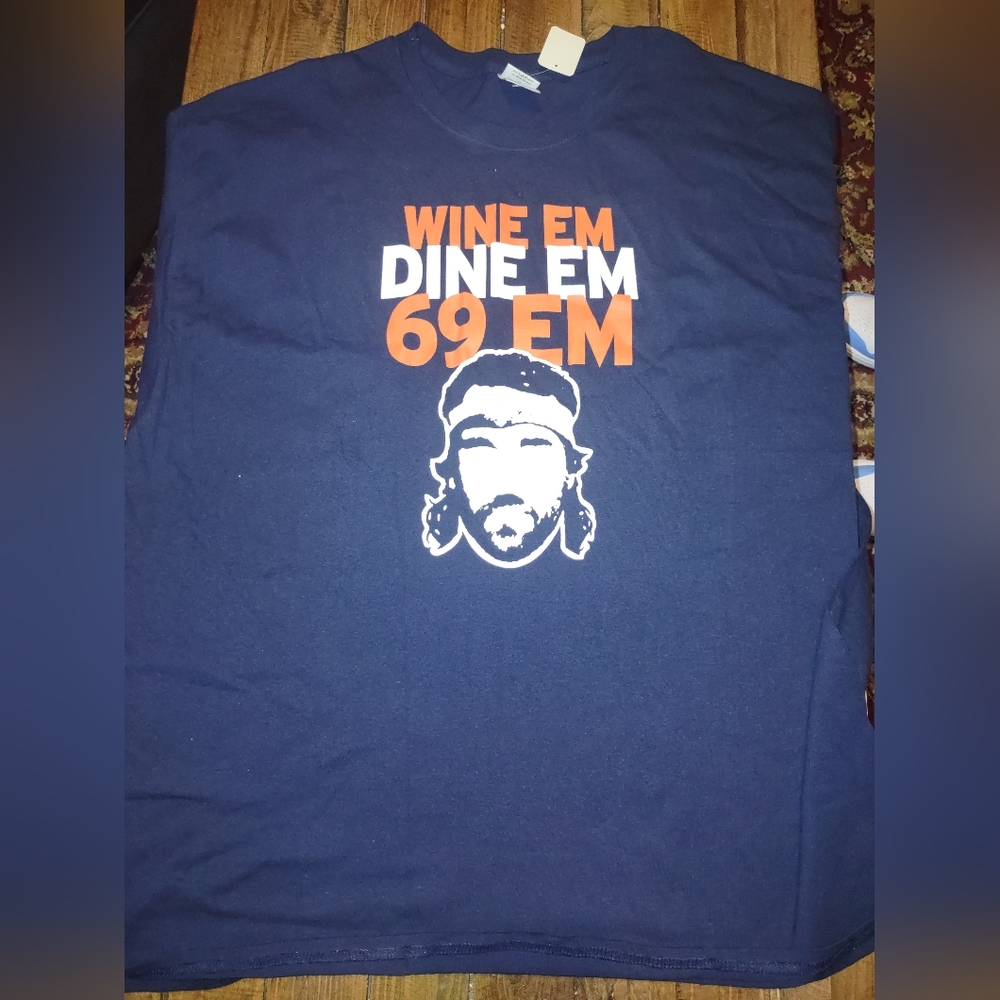 Wine em dine em 69 em
